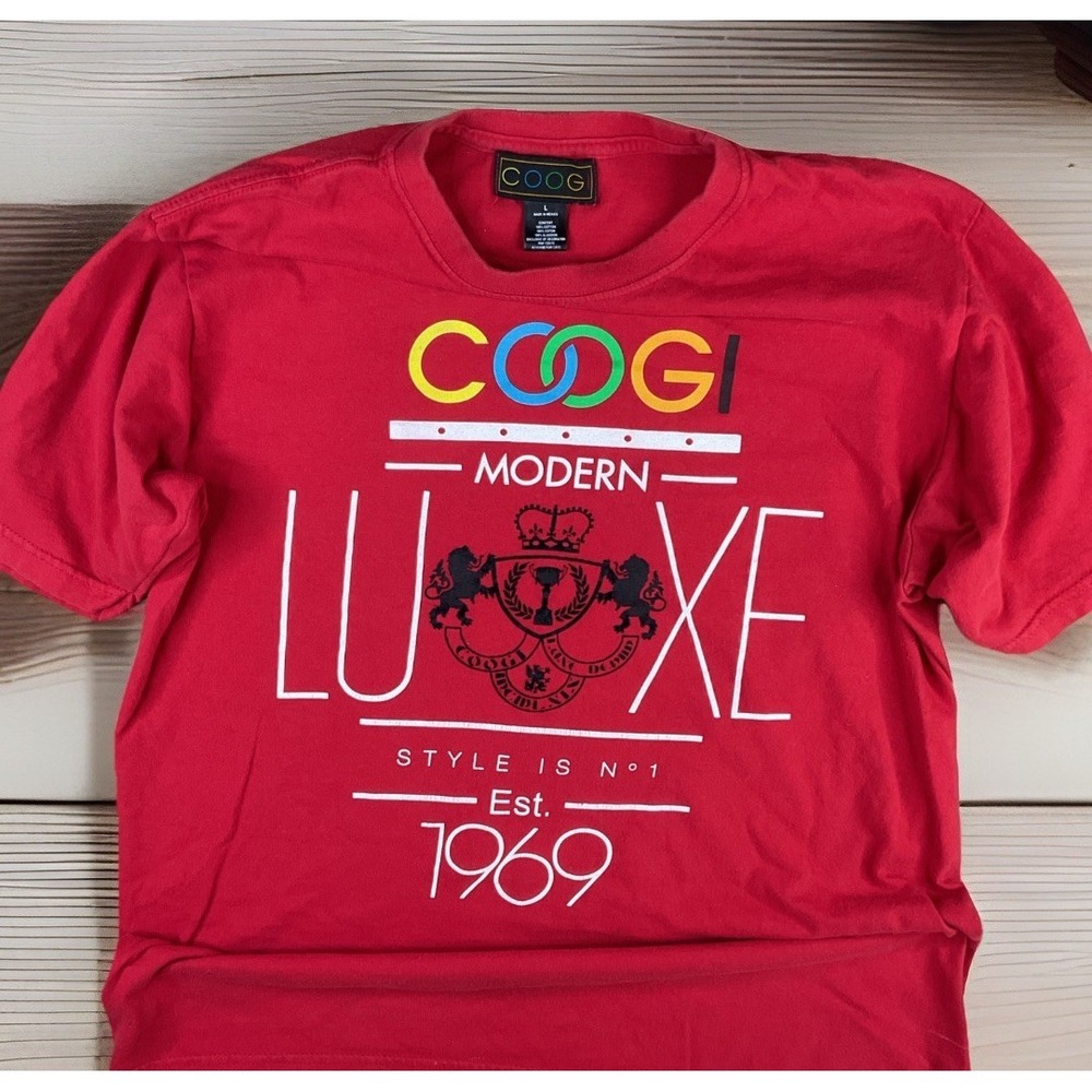 Vintage Coogi T-Shirt Men Sz L Y2K Graphic Tee Spell Out Luxe Logo Red Crewneck